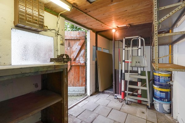 Medium property photo - Van den Berghstraat 65, 2522 ZN Den Haag